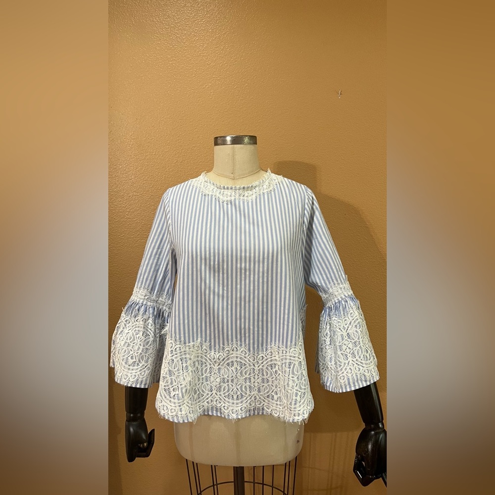 Zara women’s collection strips top size S